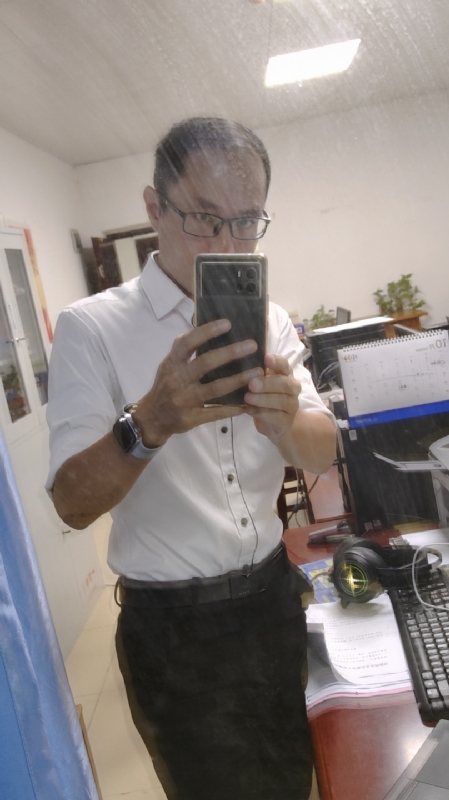 老蔡先生的第一张照片--梧州交友中心